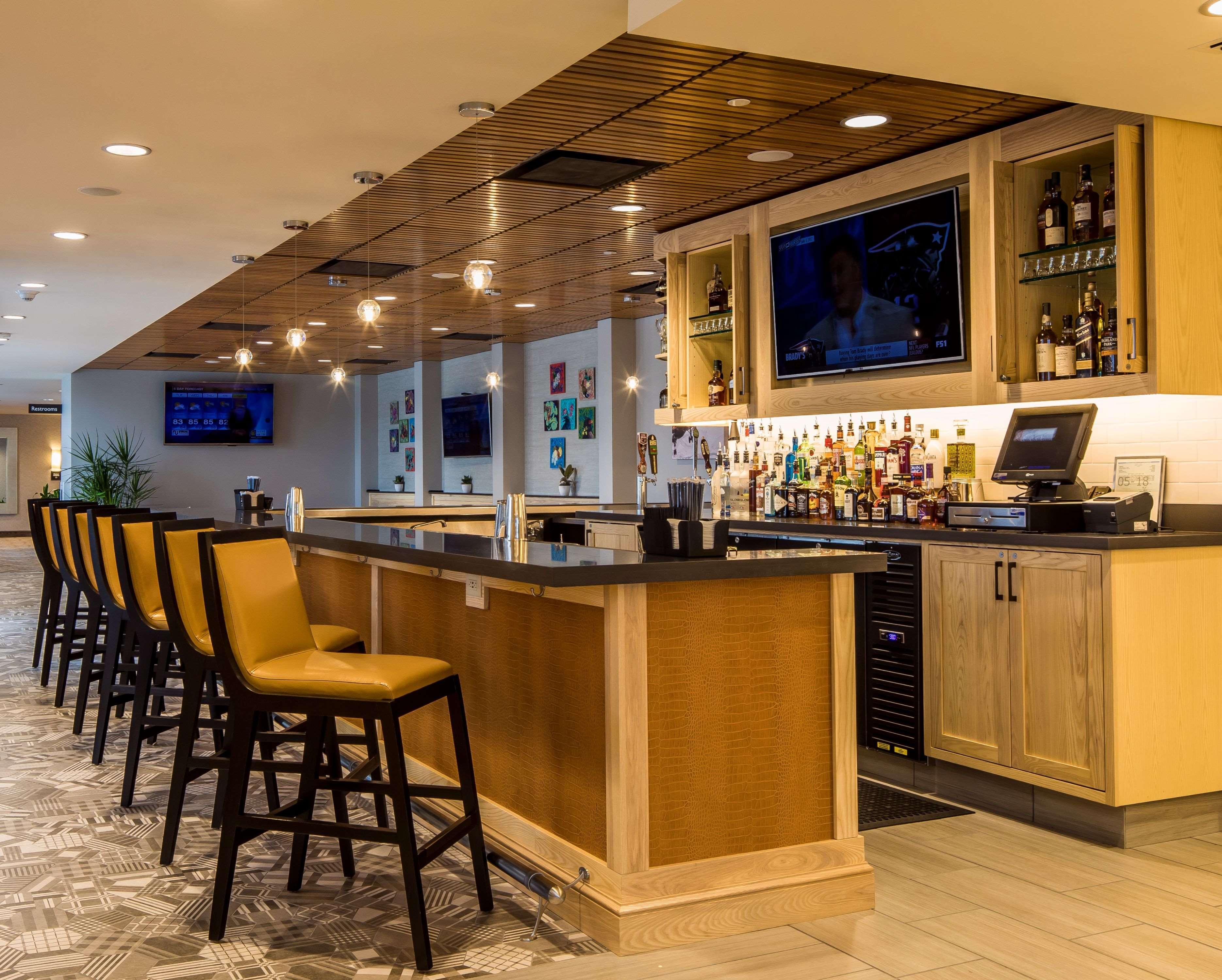 Hilton Garden Inn Pittsburgh Airport Moon Township Bagian luar foto